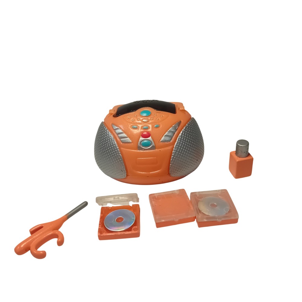 Vintage 2002 Y2K Bratz Slumber Party Jade Doll Accessory Set Boombox CD Player
